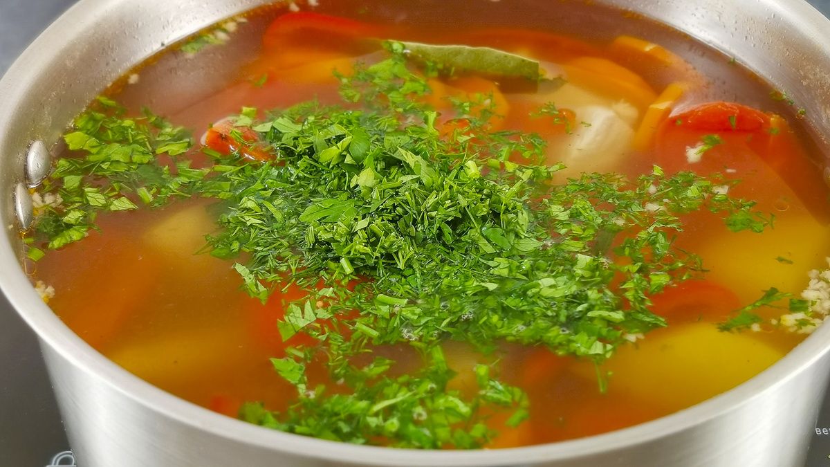 Неповторимый вкус домашнего супа: рецепт для теплых вечеров