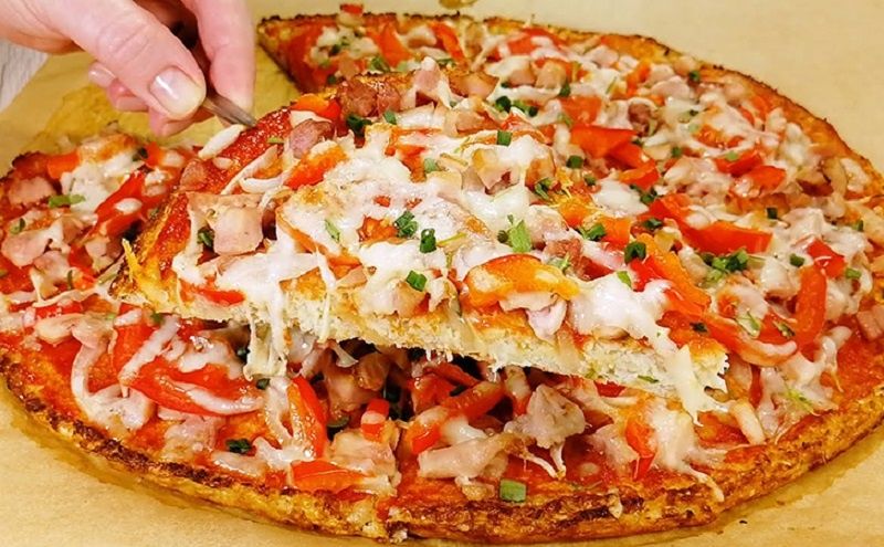Необычная пицца без муки для легкого ужина: секреты приготовления