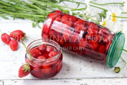 Клубничное варенье без варки: легкий способ сохранить витамины