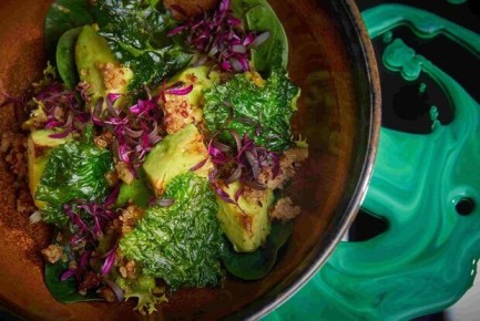 Постный салат с авокадо: новый взгляд на привычные ингредиенты