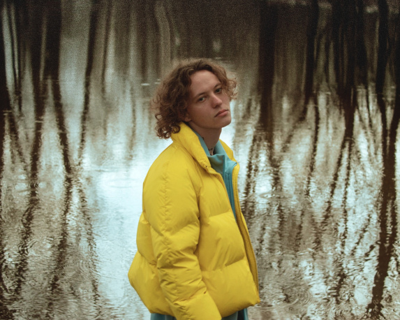 Музыка за решеткой: Шарлот* устроил концерт в исправительной колонии