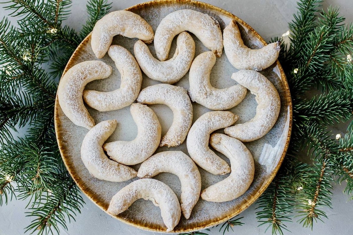 Вкусные полумесяцы с грецкими орехами