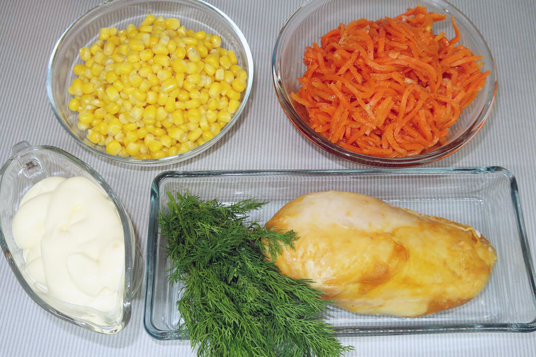 Салат с копчёной курицей и корейской морковью: легкость и вкус на вашем столе