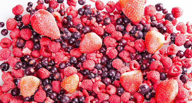 Творите вкусные шедевры с замороженными ягодами