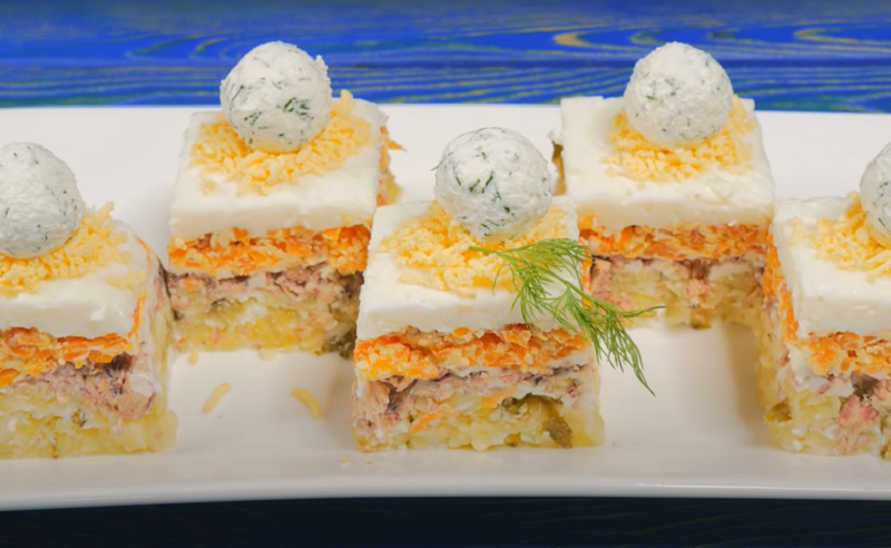 Эффектная закуска-салат для вашего праздничного стола