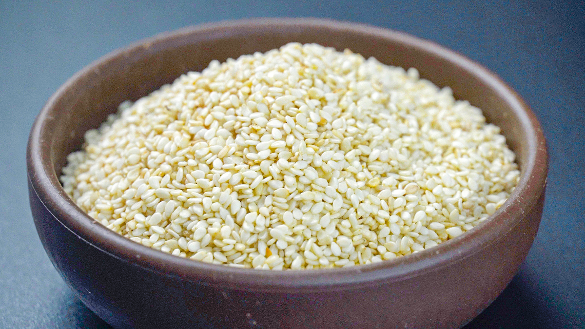 Кунжутные козинаки: здоровое угощение для крепких костей