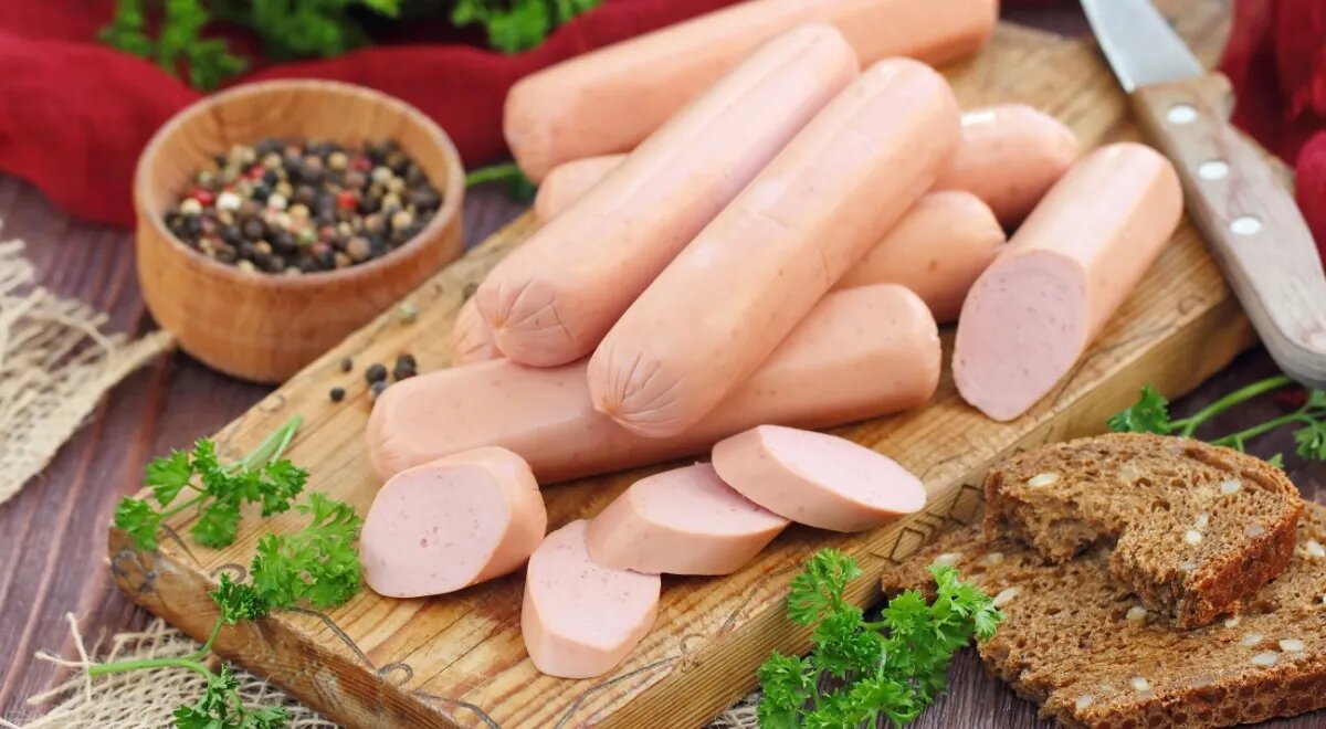 Сосиски по ГОСТу: что должно быть в составе настоящего деликатеса