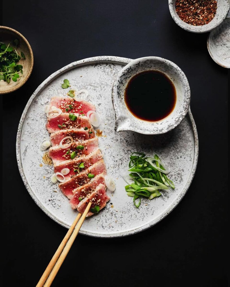 Татаки: Изумительное разнообразие атрибутов японской кухни