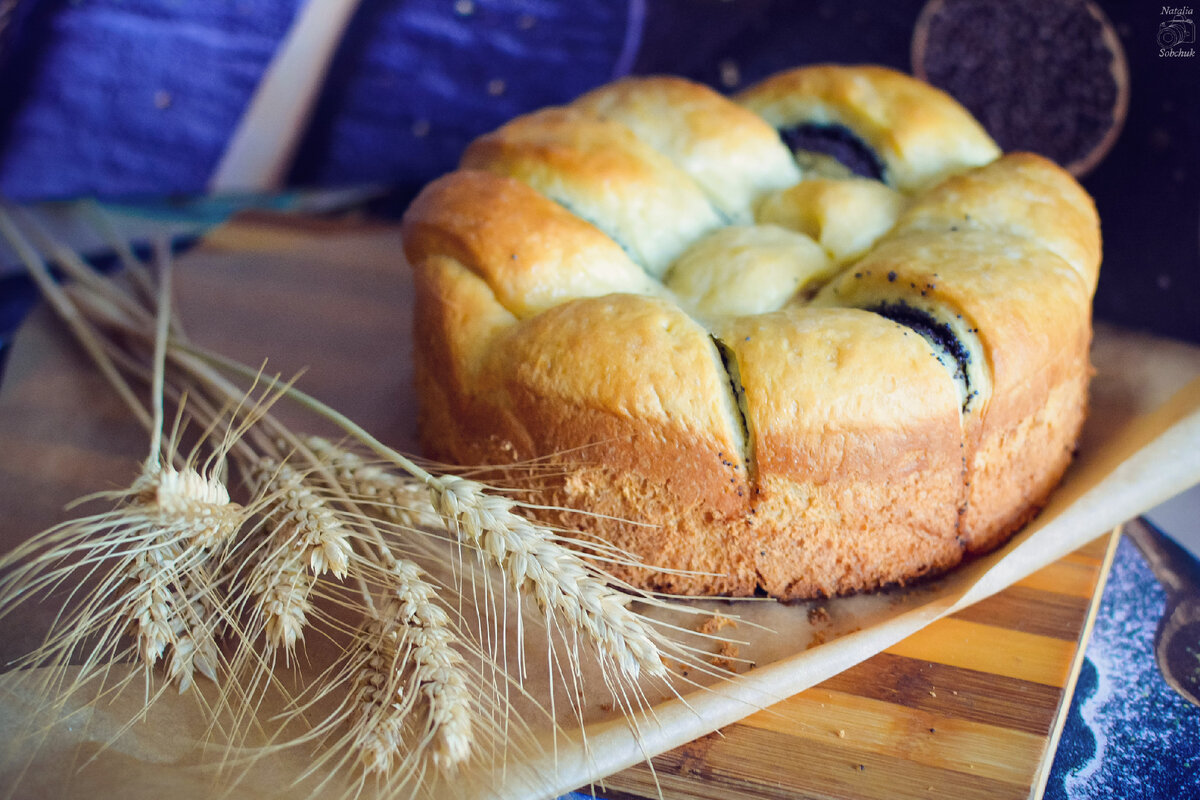Нежные булочки с маком и ароматные сайки с орехами