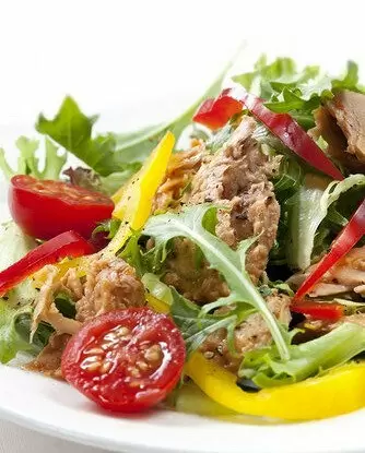 Салат из тунца: легкость и вкус в каждой порции