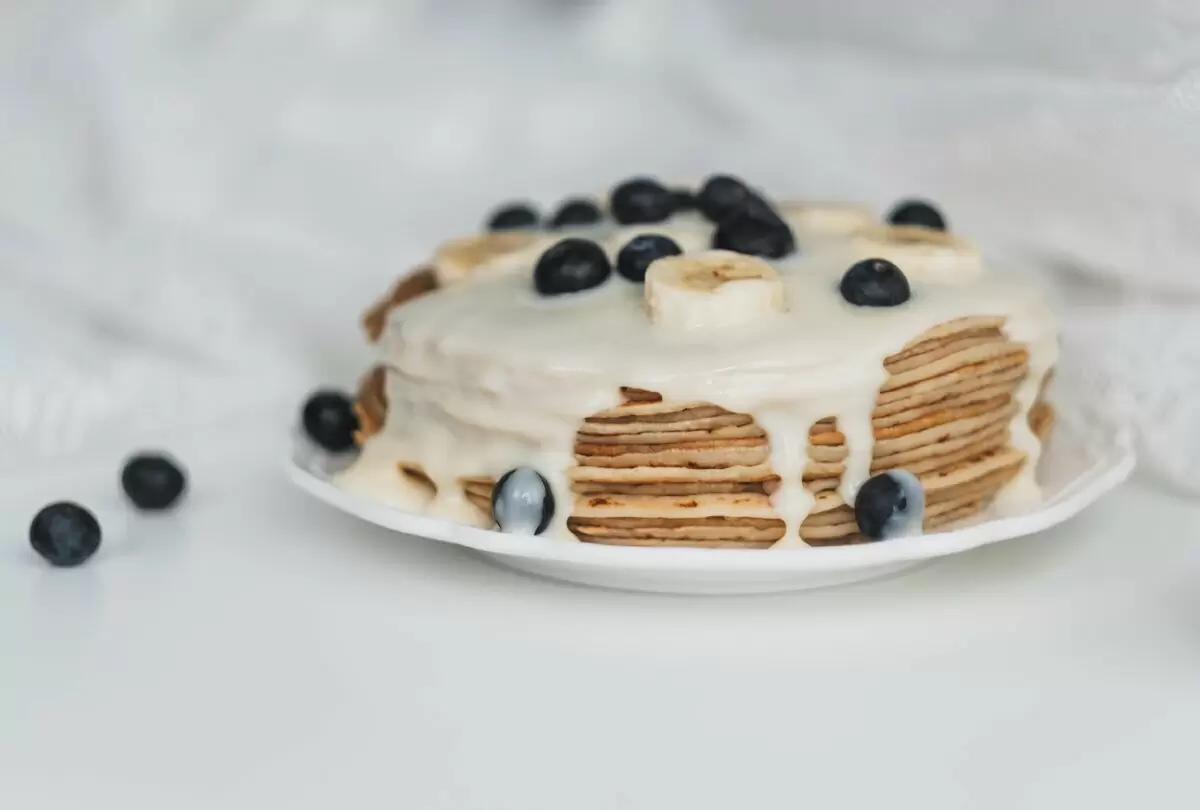 Ароматный блинный торт с бананами для сладкоежек