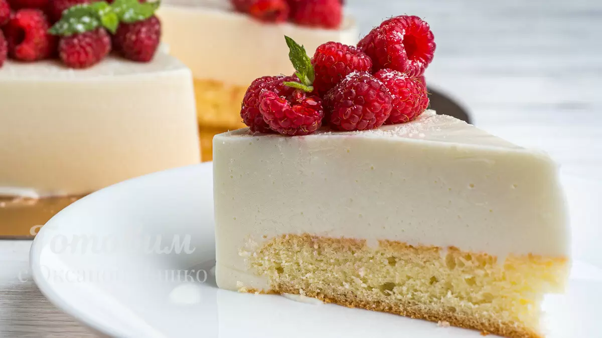 Нежный йогуртовый торт с воздушным суфле