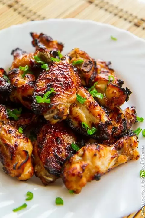 Куриные крылышки в соевом соусе с мёдом