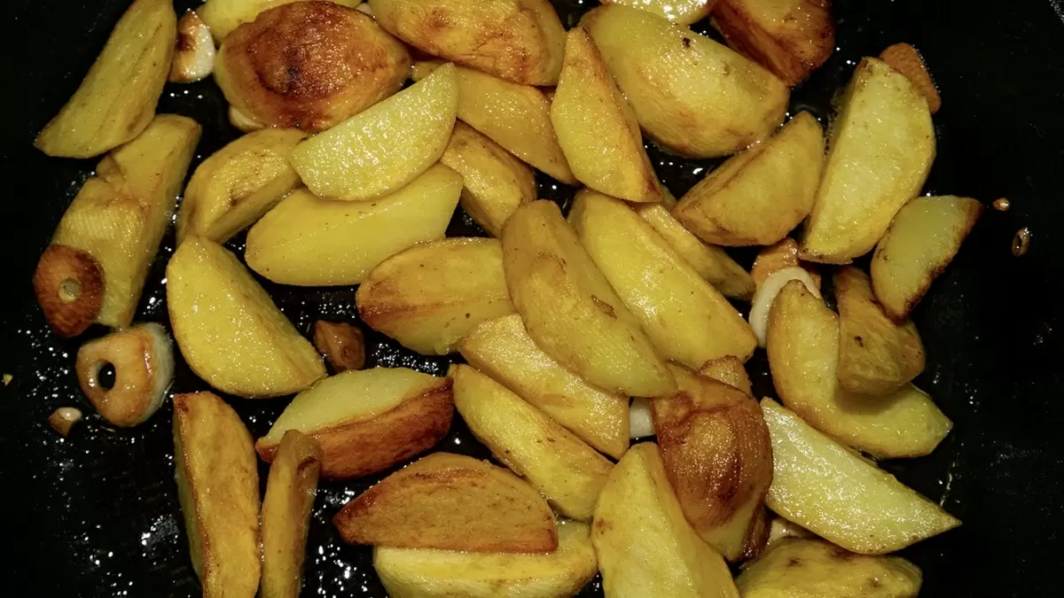 Как питаться правильно и экономить: 5 доступных продуктов для людей после 55 лет