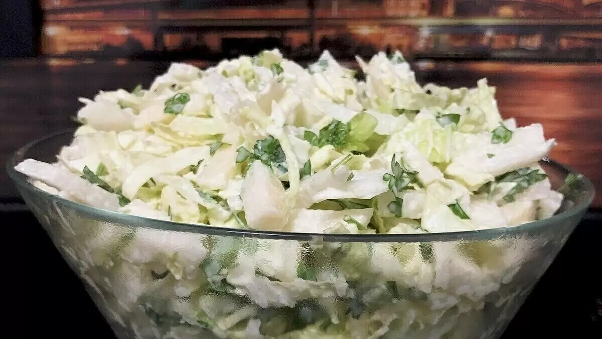 Новый взгляд на салат с пекинской капустой