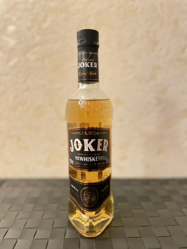 Golden Joker: стоит ли доверять этому бюджетному висковому напитку?