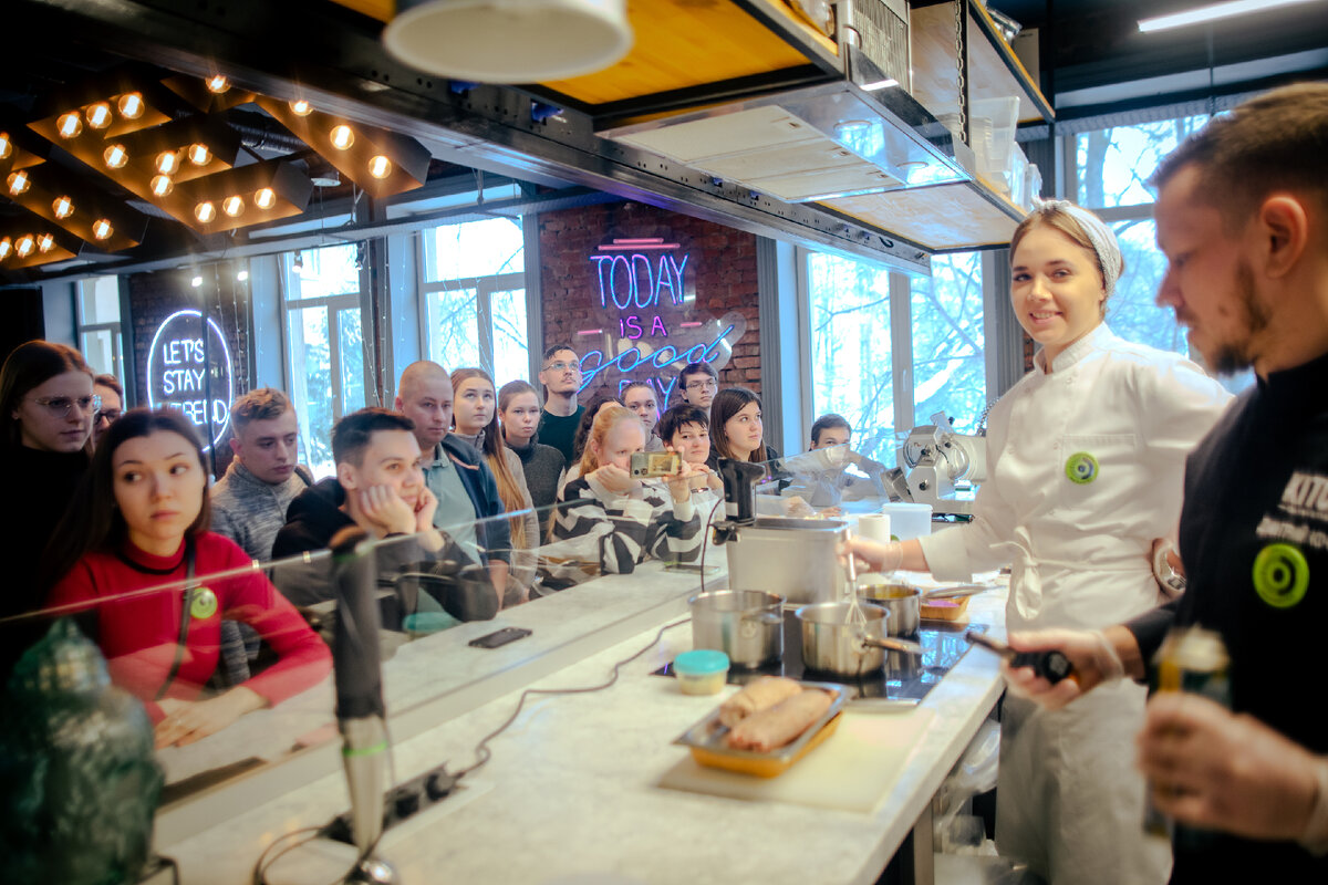 Кулинарный эксперимент: мастер-класс по молекулярной кухне в РОСБИОТЕХе