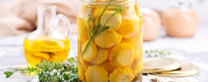 Патиссоны, маринованные в пряном уксусе: изысканная закуска на каждый день