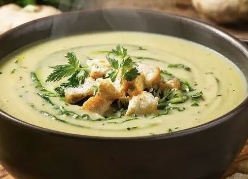 Кабачковый суп: легкость и свежесть в каждом глотке