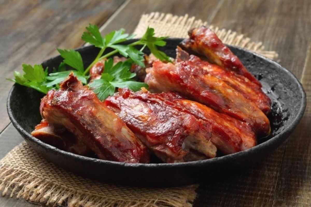 Как выбрать мясо для жарки и запекания: практическое руководство по свинине и говядине